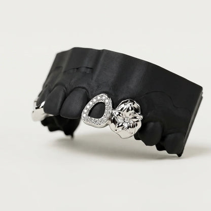 3D Flower & Iced Open Face Duo